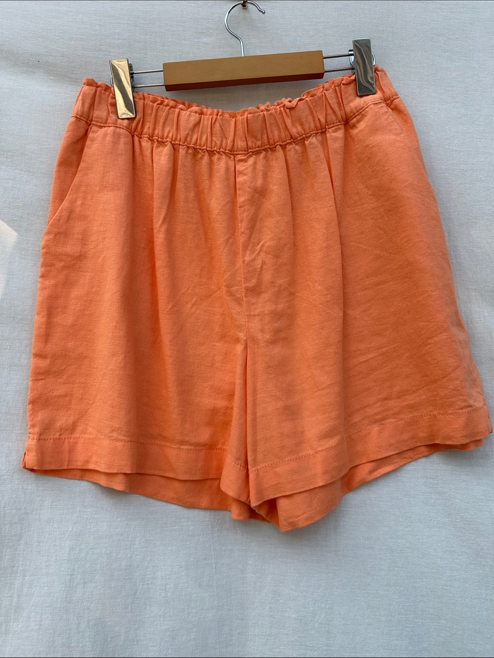 Reitmans linen Elastic Waist Orange Shorts